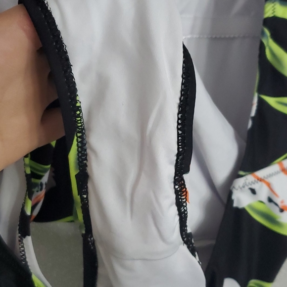 #62 Womens Floral One Piece Swimsuit NWOT - Picture 6 of 7